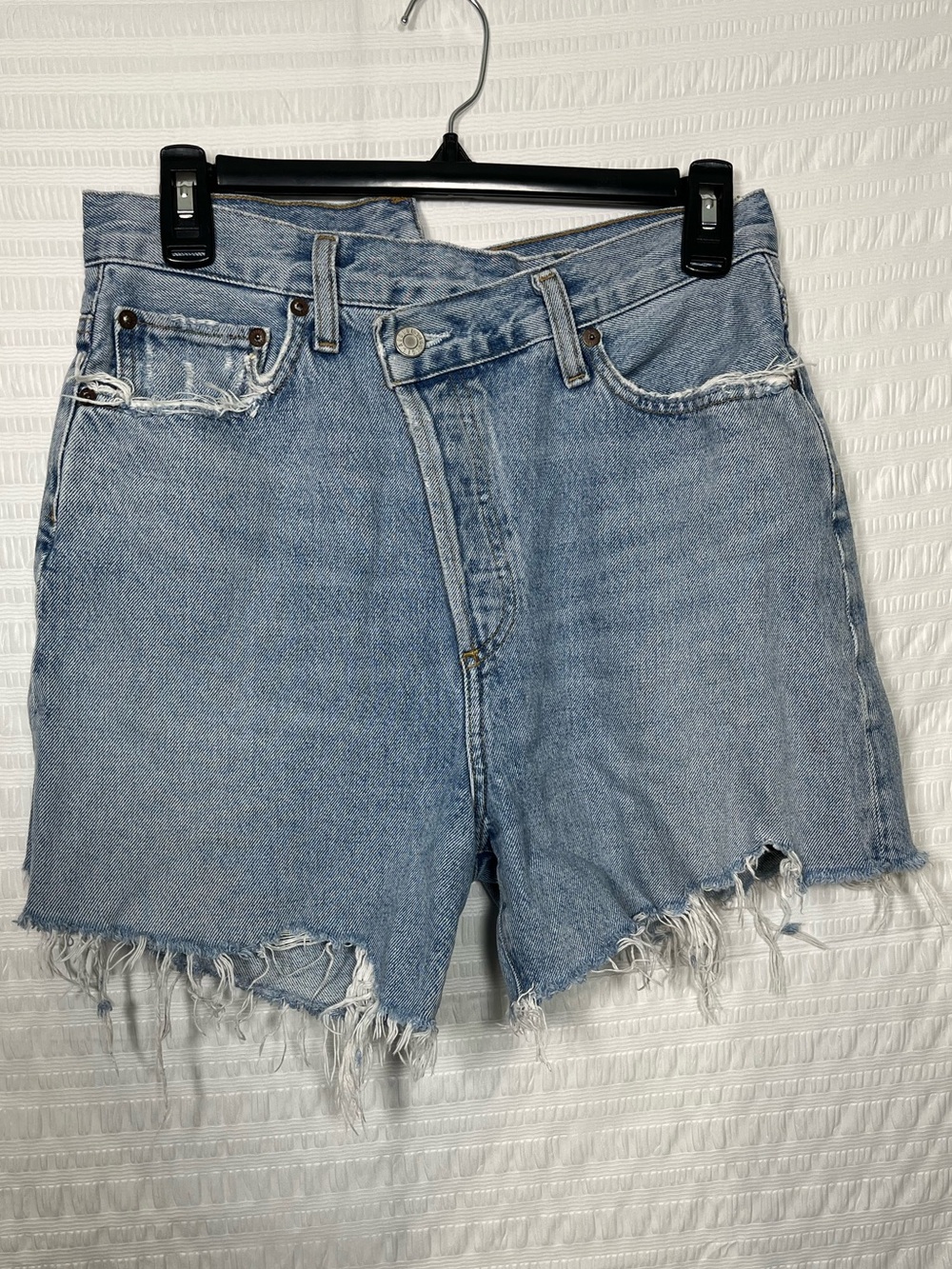 Agolde Criss Cross Light Blue High-Rise Frayed Denim Shorts Size 26 - Picture 2 of 12